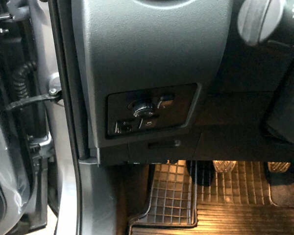 Серый Ниссан Кашкай, объемом двигателя 1.5 л и пробегом 225 тыс. км за 11699 $, фото 24 на Automoto.ua