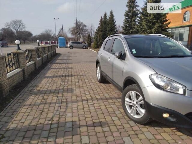 Сірий Ніссан Кашкай, об'ємом двигуна 1.5 л та пробігом 225 тис. км за 10700 $, фото 4 на Automoto.ua