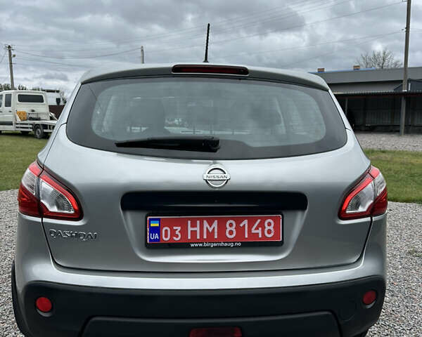 Ниссан Кашкай 2011 в Миргороде на Automoto.ua Серый Ниссан Кашкай, объемом двигателя 1.6 л и пробегом 135 тыс. км за 11350 $, фото 6 на Automoto.ua