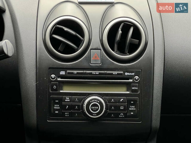 Серый Ниссан Кашкай, объемом двигателя 1.5 л и пробегом 271 тыс. км за 8750 $, фото 39 на Automoto.ua