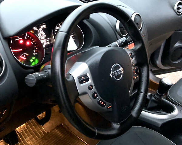 Серый Ниссан Кашкай, объемом двигателя 1.5 л и пробегом 225 тыс. км за 11699 $, фото 78 на Automoto.ua