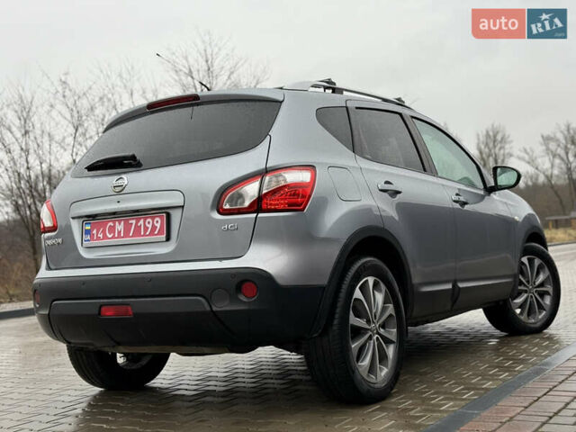 Серый Ниссан Кашкай, объемом двигателя 2 л и пробегом 253 тыс. км за 11750 $, фото 13 на Automoto.ua