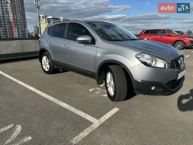 Серый Ниссан Кашкай, объемом двигателя 1.5 л и пробегом 220 тыс. км за 9600 $, фото 1 на Automoto.ua