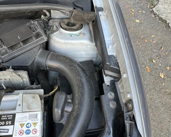 Серый Ниссан Кашкай, объемом двигателя 1.99 л и пробегом 148 тыс. км за 11500 $, фото 25 на Automoto.ua