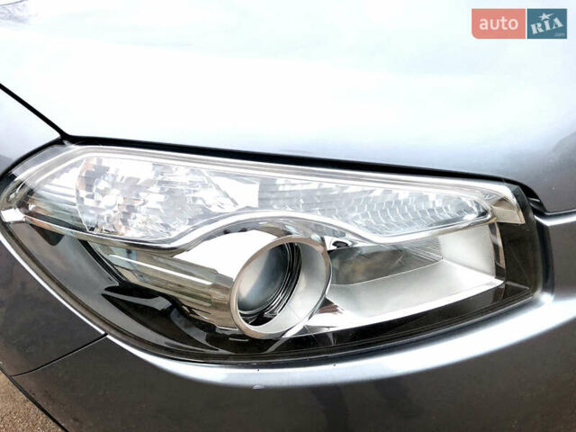 Серый Ниссан Кашкай, объемом двигателя 1.5 л и пробегом 225 тыс. км за 11699 $, фото 5 на Automoto.ua