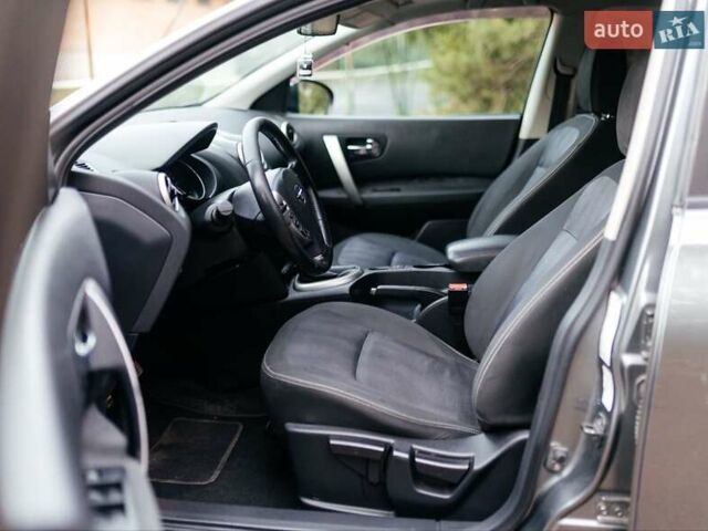 Сірий Ніссан Кашкай, об'ємом двигуна 1.46 л та пробігом 250 тис. км за 9666 $, фото 9 на Automoto.ua