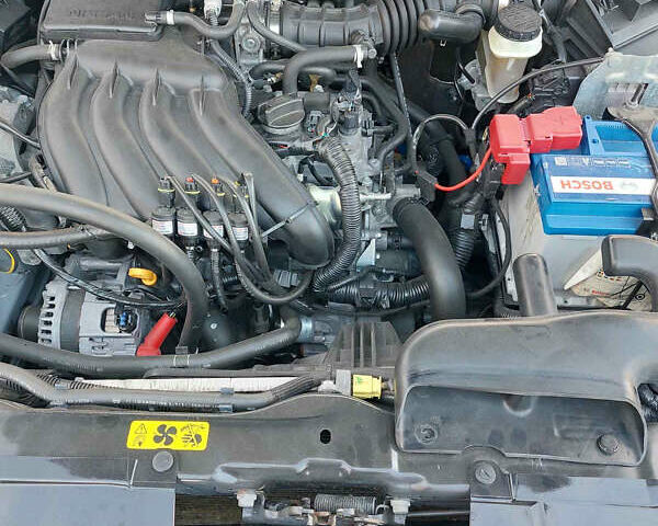 Серый Ниссан Кашкай, объемом двигателя 1.6 л и пробегом 177 тыс. км за 10600 $, фото 11 на Automoto.ua