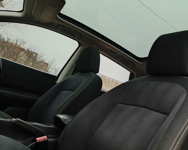 Серый Ниссан Кашкай, объемом двигателя 1.5 л и пробегом 192 тыс. км за 10200 $, фото 20 на Automoto.ua