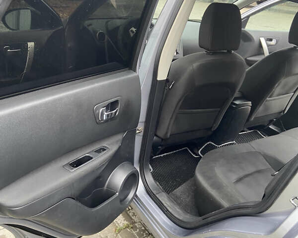 Серый Ниссан Кашкай, объемом двигателя 2 л и пробегом 262 тыс. км за 11200 $, фото 28 на Automoto.ua