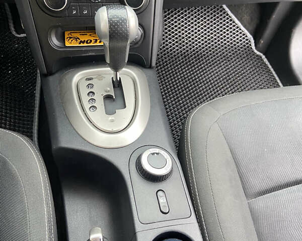 Серый Ниссан Кашкай, объемом двигателя 2 л и пробегом 262 тыс. км за 11200 $, фото 17 на Automoto.ua