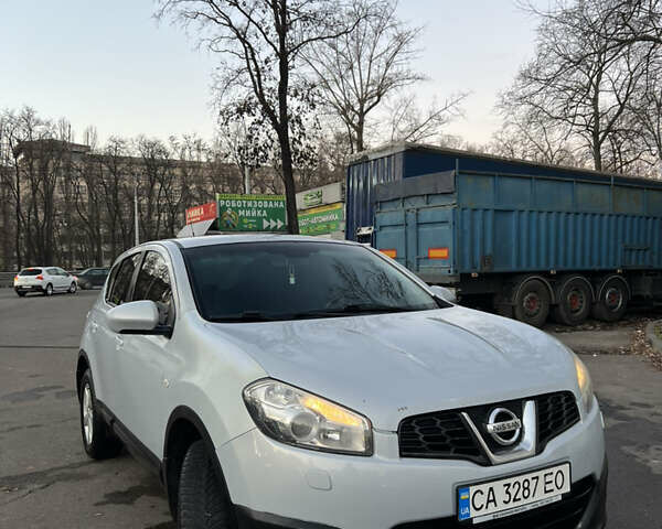 Серый Ниссан Кашкай, объемом двигателя 2 л и пробегом 220 тыс. км за 9500 $, фото 8 на Automoto.ua