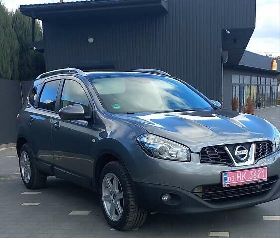 Серый Ниссан Кашкай, объемом двигателя 2 л и пробегом 250 тыс. км за 10800 $, фото 6 на Automoto.ua