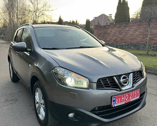 Серый Ниссан Кашкай, объемом двигателя 2 л и пробегом 242 тыс. км за 12550 $, фото 12 на Automoto.ua