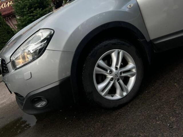 Сірий Ніссан Кашкай, об'ємом двигуна 1.5 л та пробігом 205 тис. км за 10000 $, фото 9 на Automoto.ua