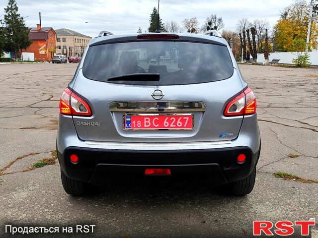 Сірий Ніссан Кашкай, об'ємом двигуна 1.5 л та пробігом 208 тис. км за 10700 $, фото 3 на Automoto.ua