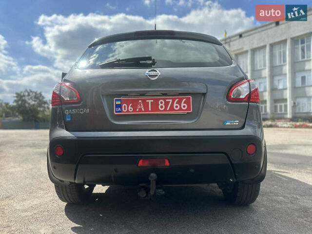 Серый Ниссан Кашкай, объемом двигателя 1.5 л и пробегом 230 тыс. км за 9900 $, фото 22 на Automoto.ua