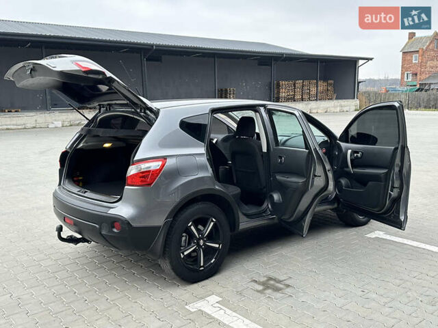 Серый Ниссан Кашкай, объемом двигателя 1.46 л и пробегом 293 тыс. км за 9500 $, фото 9 на Automoto.ua