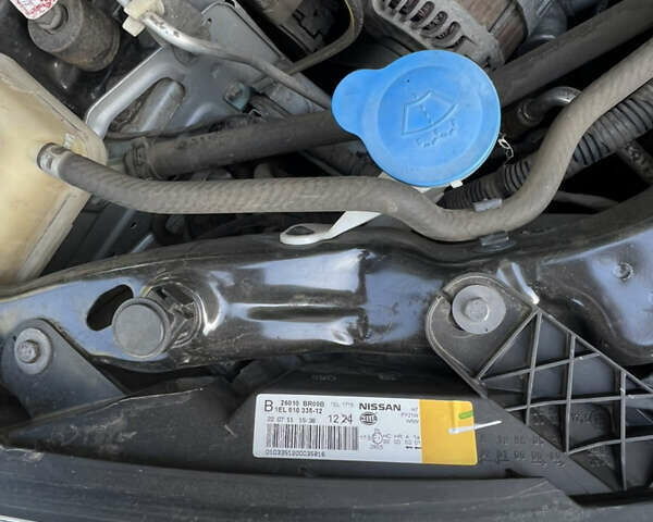 Серый Ниссан Кашкай, объемом двигателя 1.99 л и пробегом 148 тыс. км за 11500 $, фото 26 на Automoto.ua