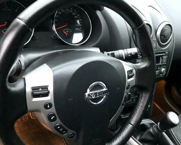 Серый Ниссан Кашкай, объемом двигателя 1.5 л и пробегом 225 тыс. км за 11699 $, фото 23 на Automoto.ua