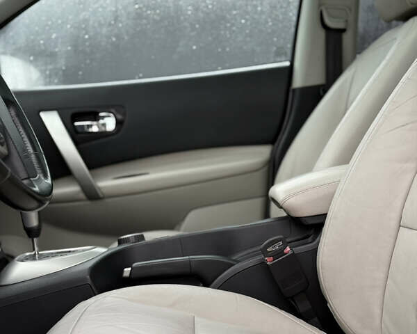 Серый Ниссан Кашкай, объемом двигателя 2 л и пробегом 253 тыс. км за 11750 $, фото 53 на Automoto.ua