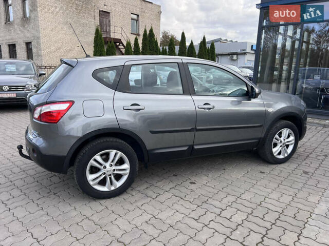 Сірий Ніссан Кашкай, об'ємом двигуна 1.5 л та пробігом 120 тис. км за 11990 $, фото 39 на Automoto.ua