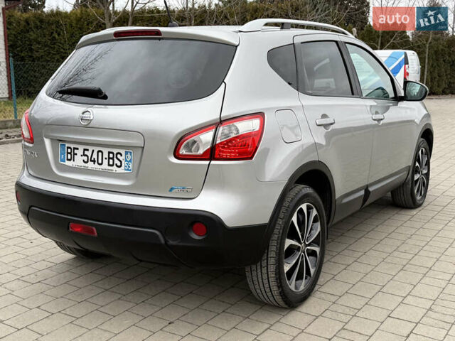 Серый Ниссан Кашкай, объемом двигателя 1.5 л и пробегом 220 тыс. км за 10400 $, фото 28 на Automoto.ua