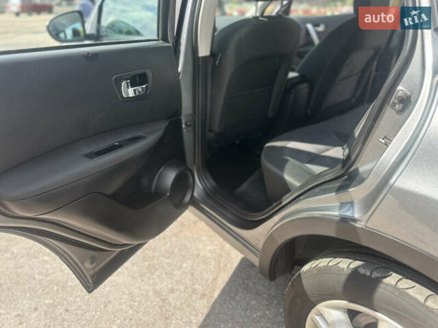 Серый Ниссан Кашкай, объемом двигателя 1.5 л и пробегом 230 тыс. км за 9900 $, фото 35 на Automoto.ua