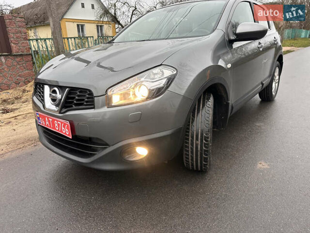 Сірий Ніссан Кашкай, об'ємом двигуна 0 л та пробігом 230 тис. км за 9900 $, фото 10 на Automoto.ua