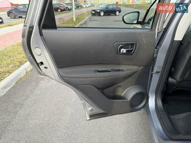 Сірий Ніссан Кашкай, об'ємом двигуна 1.6 л та пробігом 185 тис. км за 11799 $, фото 59 на Automoto.ua
