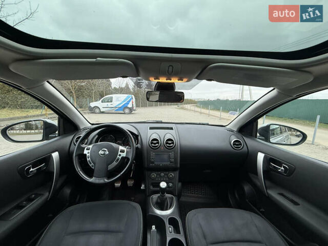 Серый Ниссан Кашкай, объемом двигателя 1.5 л и пробегом 220 тыс. км за 10400 $, фото 39 на Automoto.ua