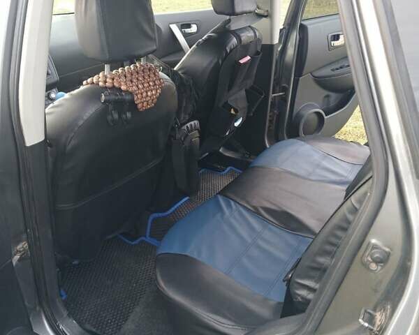 Серый Ниссан Кашкай, объемом двигателя 2 л и пробегом 198 тыс. км за 10600 $, фото 12 на Automoto.ua