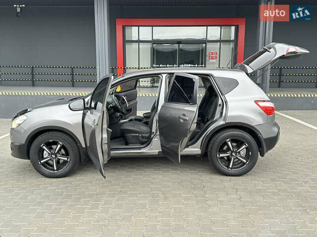 Серый Ниссан Кашкай, объемом двигателя 1.46 л и пробегом 293 тыс. км за 9500 $, фото 12 на Automoto.ua