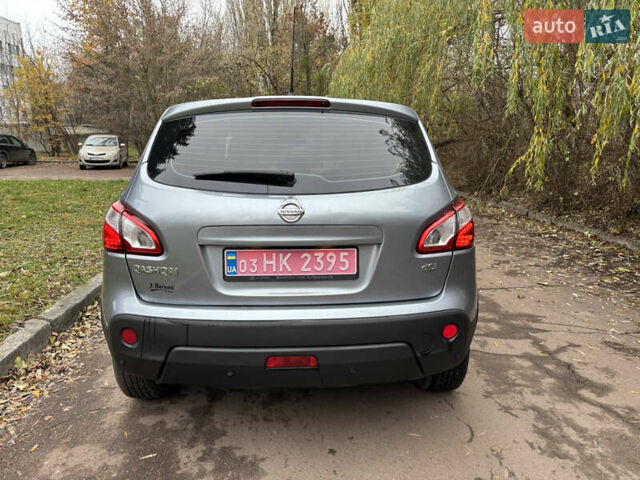 Сірий Ніссан Кашкай, об'ємом двигуна 1.5 л та пробігом 193 тис. км за 10500 $, фото 4 на Automoto.ua