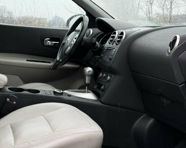 Серый Ниссан Кашкай, объемом двигателя 2 л и пробегом 253 тыс. км за 11750 $, фото 46 на Automoto.ua