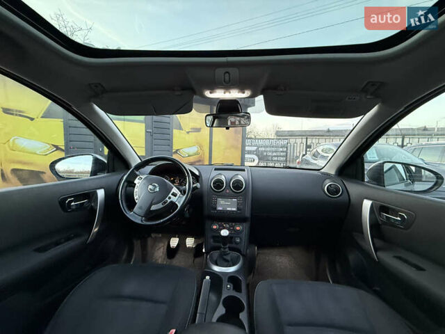 Сірий Ніссан Кашкай, об'ємом двигуна 1.6 л та пробігом 250 тис. км за 10700 $, фото 4 на Automoto.ua