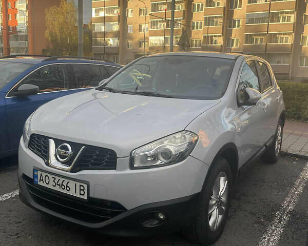 Сірий Ніссан Кашкай, об'ємом двигуна 1.6 л та пробігом 258 тис. км за 12000 $, фото 4 на Automoto.ua