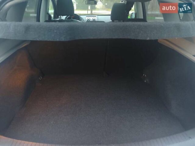 Серый Ниссан Кашкай, объемом двигателя 1.6 л и пробегом 213 тыс. км за 9950 $, фото 39 на Automoto.ua