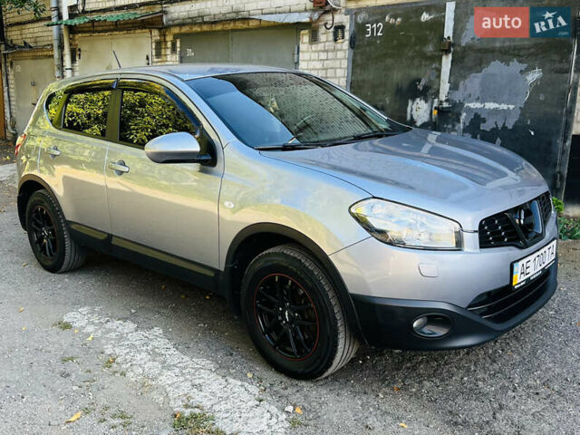 Серый Ниссан Кашкай, объемом двигателя 1.99 л и пробегом 148 тыс. км за 11500 $, фото 1 на Automoto.ua