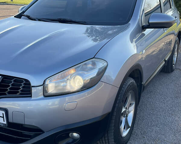 Сірий Ніссан Кашкай, об'ємом двигуна 2 л та пробігом 200 тис. км за 10450 $, фото 6 на Automoto.ua