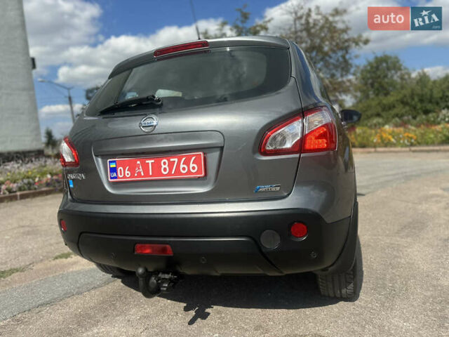 Серый Ниссан Кашкай, объемом двигателя 1.5 л и пробегом 230 тыс. км за 9900 $, фото 5 на Automoto.ua