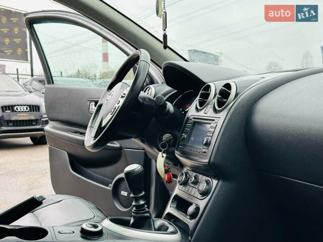Сірий Ніссан Кашкай, об'ємом двигуна 2 л та пробігом 210 тис. км за 13200 $, фото 25 на Automoto.ua