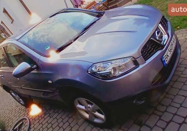 Сірий Ніссан Кашкай, об'ємом двигуна 1.5 л та пробігом 181 тис. км за 11500 $, фото 4 на Automoto.ua