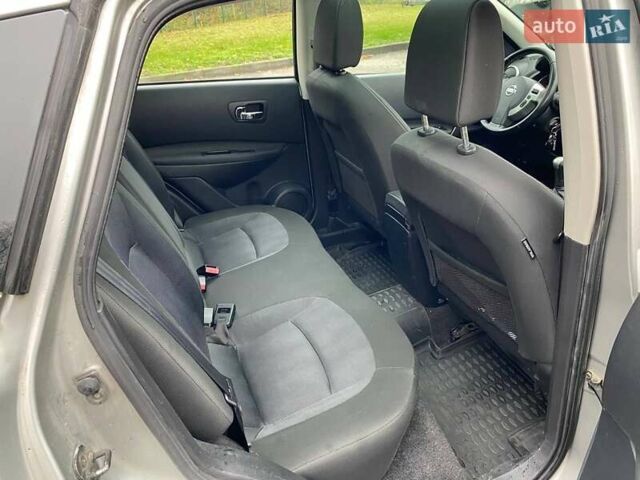 Серый Ниссан Кашкай, объемом двигателя 1.6 л и пробегом 225 тыс. км за 9650 $, фото 25 на Automoto.ua