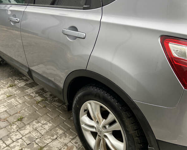 Серый Ниссан Кашкай, объемом двигателя 2 л и пробегом 262 тыс. км за 11200 $, фото 5 на Automoto.ua