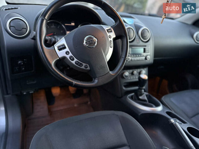 Сірий Ніссан Кашкай, об'ємом двигуна 1.5 л та пробігом 228 тис. км за 10500 $, фото 14 на Automoto.ua
