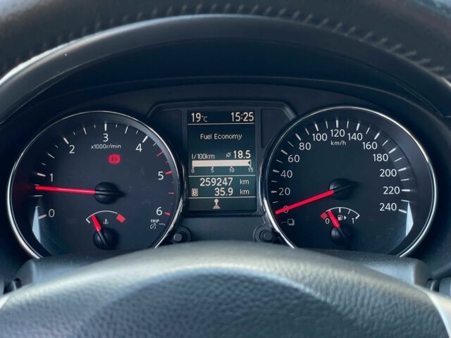 Серый Ниссан Кашкай, объемом двигателя 2 л и пробегом 259 тыс. км за 11499 $, фото 12 на Automoto.ua