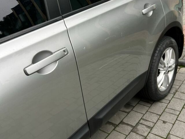 Серый Ниссан Кашкай, объемом двигателя 2 л и пробегом 218 тыс. км за 9800 $, фото 18 на Automoto.ua