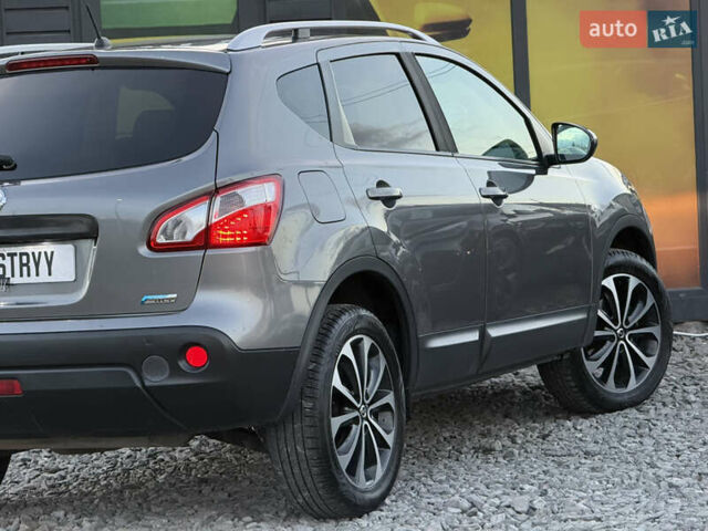 Сірий Ніссан Кашкай, об'ємом двигуна 1.6 л та пробігом 250 тис. км за 10700 $, фото 26 на Automoto.ua