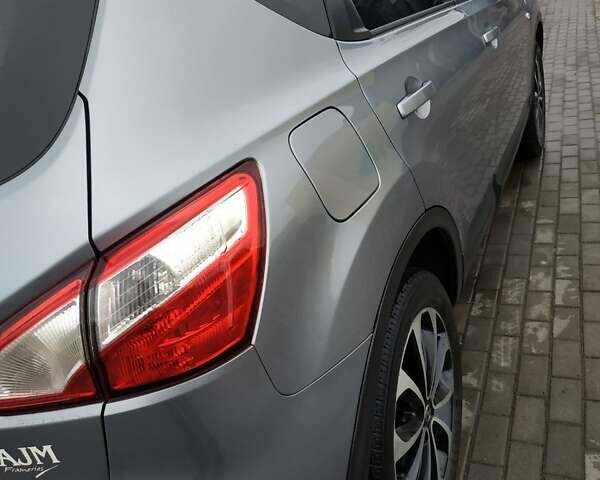Сірий Ніссан Кашкай, об'ємом двигуна 1.5 л та пробігом 245 тис. км за 10500 $, фото 16 на Automoto.ua