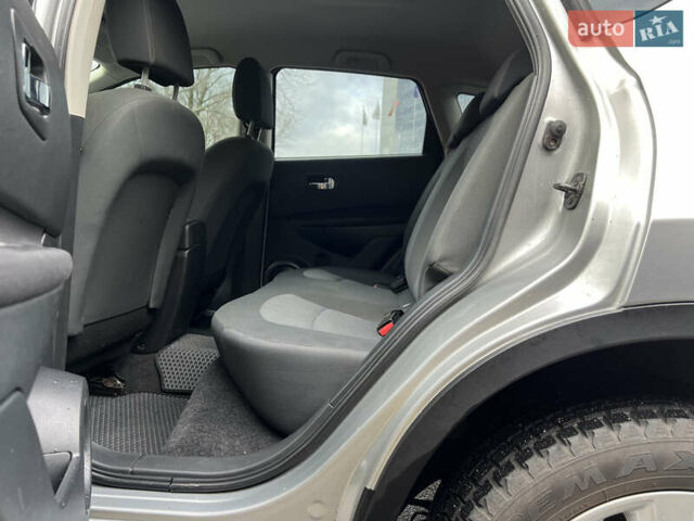 Серый Ниссан Кашкай, объемом двигателя 1.5 л и пробегом 271 тыс. км за 8750 $, фото 43 на Automoto.ua